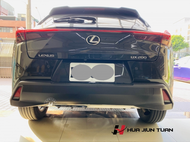 UX 白金後下飾條