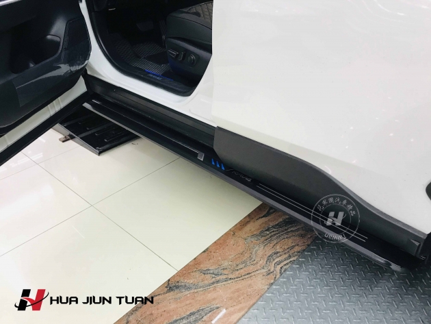 RAV4 側踏 (黑色)