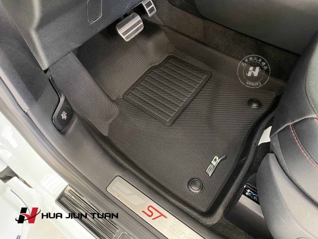 KUGA 3D卡固腳踏墊